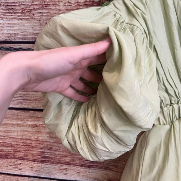 Pretty Little Thing Pistachio Puff Sleeve Puffball Hem Shift Dress US 6 Mini - Picture 4 of 7